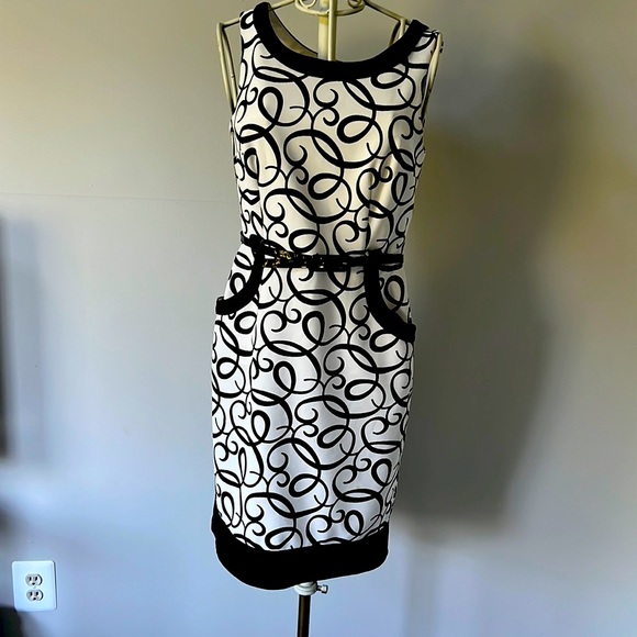 London Times Dresses & Skirts - Woman’s black and white dress